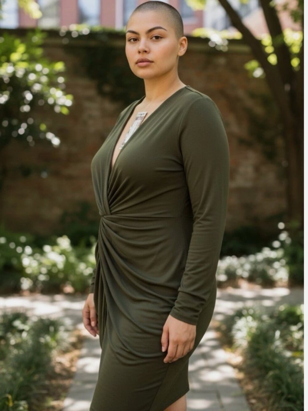NWT Boohoo Khaki green twist Front Plunge Midi Dress Size 18 Long Sleeve Bodycon
